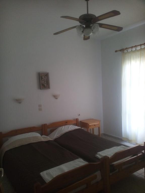 Karagiozos Studios & Apartments Skopelos Town Exterior photo